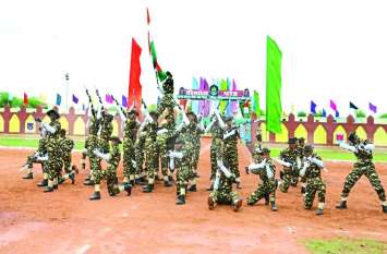 New constables gained knowledge of war skills नवआरक्षियों ने लिया युद्ध कौशल का ज्ञान