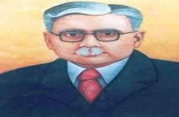 Acharya Ramchandra Shukla statue is neglected in his own village अपने ही गांव में उपेक्षित है आचार्य रामचंद्र शुक्ल की प्रतिमा
