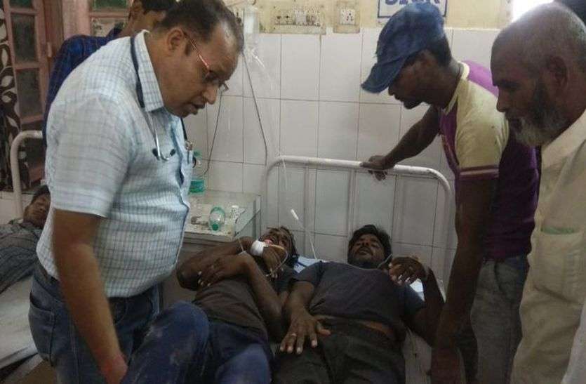 निर्माणाधीन छत गिरी, हादसे में 14 श्रमिक घायल निर्माणाधीन छत गिरी, हादसे में 14 श्रमिक घायल