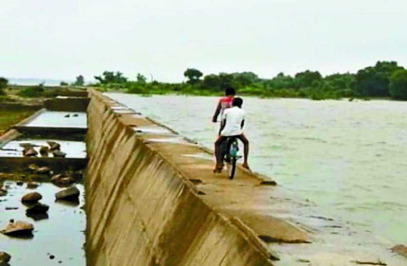 यह समुद्र किनारा नहीं तांदुला जलाशय है