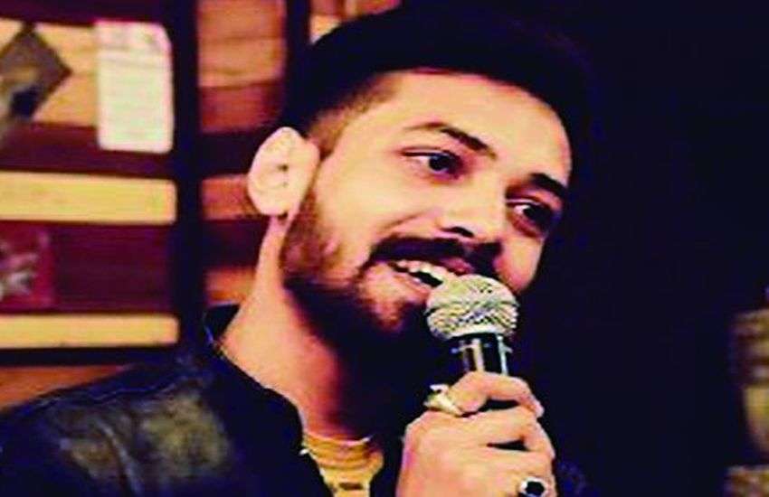 Standup Comedy : शहर को गुदगुदाने के बाद पूरे देश को हंसा रहे ये तीन युवा, एक शो के मिलते हैं 10-20 हजार रुपए