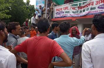 School, overturned, including, parents, bhind news, bhind news in hind स्कूल वाहन पलटा, 22 ब