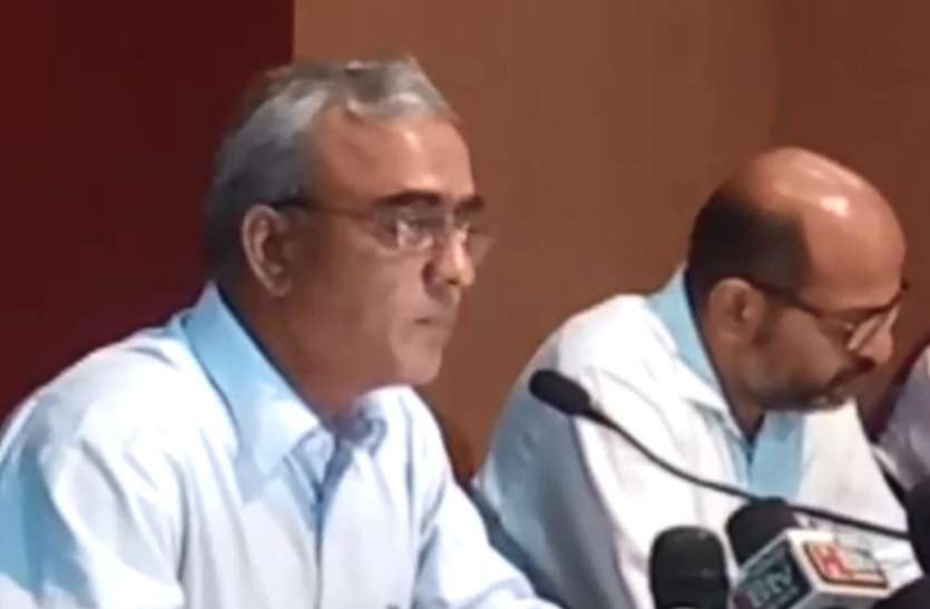 VIDEO : बारिश से मप्र में 10 हजार करोड़ का नुकसान, गांधी सागर पूरी तरह सुरक्षित : मुख्य सचिव VIDEO : बारिश से मप्र में 10 हजार करोड़ का नुकसान, गांधी सागर पूरी तरह सुरक्षित : मुख्य सचिव