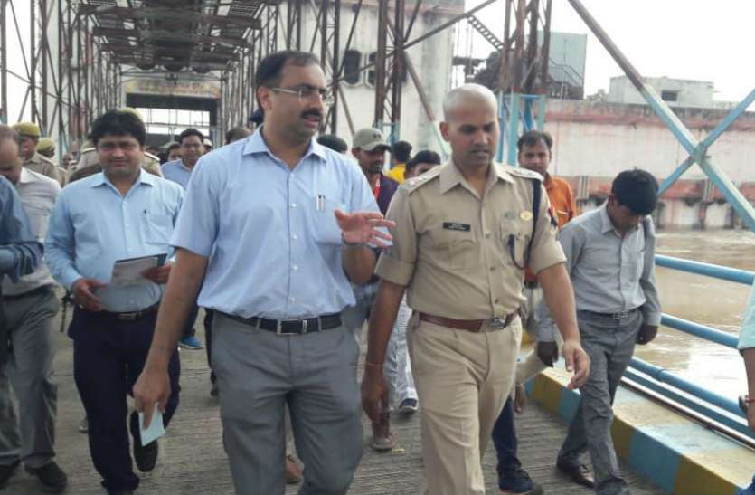 ,, Flood Alert चम्बल में बाढ़, दर्जनों गांव बने टापू, ग्रामीणों का पलायन, जनजीवन अस्त-व्यस्त, प्रशासन बेचैन