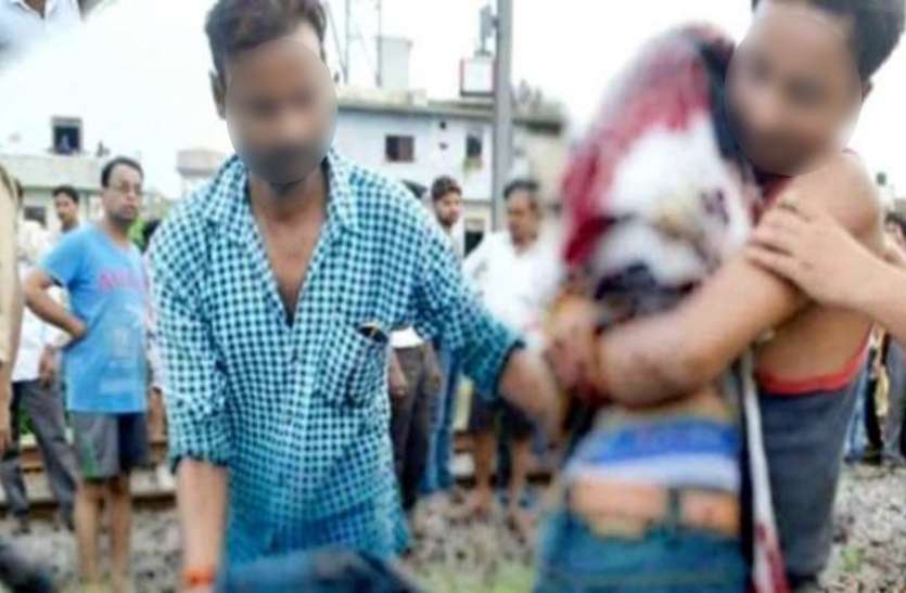 दोनों भाइयों को एक ही लड़की से हो गया प्यार जब सच सामने आया तो ऐसा हुआ कि... दोनों भाइयों को एक ही लड़की से हो गया प्यार जब सच सामने आया तो ऐसा हुआ कि...