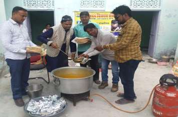 Unique example - Al Madad Vikas Sewa Samiti became the sympathizer अनूठी मिसाल- बेसहारा परिवारों की हमदर्द बनी अल मदद विकास सेवा समिति