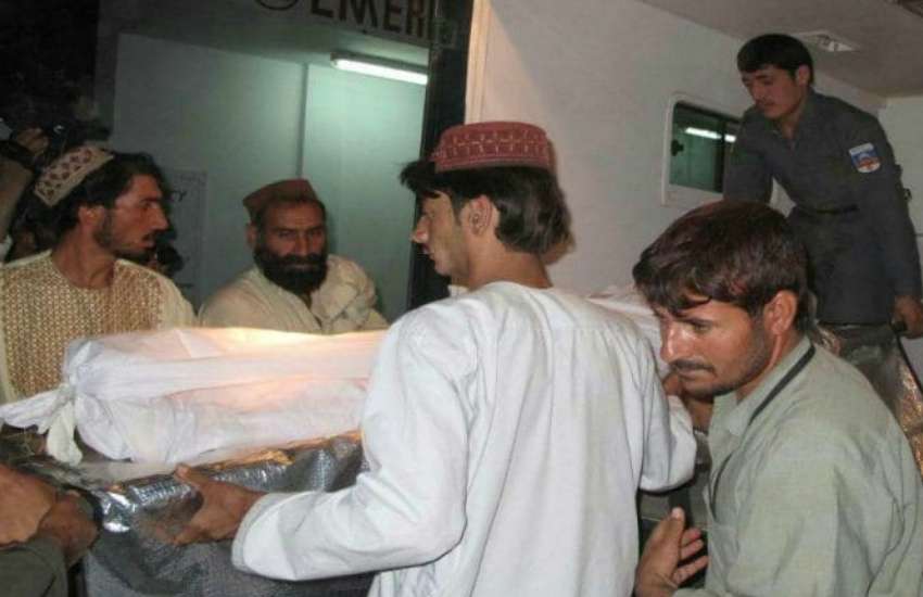 muslim_brothers_give_brahmin_uncle_a_hindu_cremation_.jpg