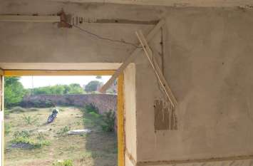 Community Toilets Running without water and electricity in nagaur एक करोड़ खर्च करने के बाद भी सुविधाओं का अभाव