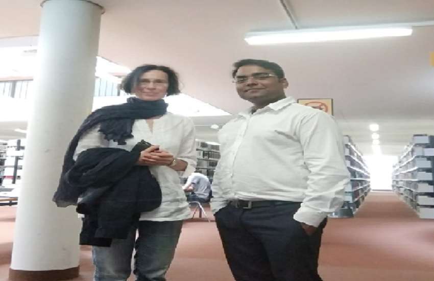 राजा पाठक
