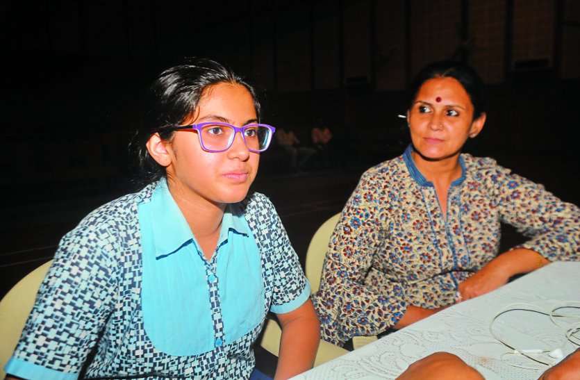 Scindia Girls school student zoya peform on arangetram