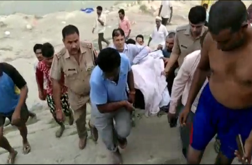 sink.png एक डूबते युवक को बचाने की जद्दोजहद में एक के बाद एक 5 और युवक यमुना में समाए