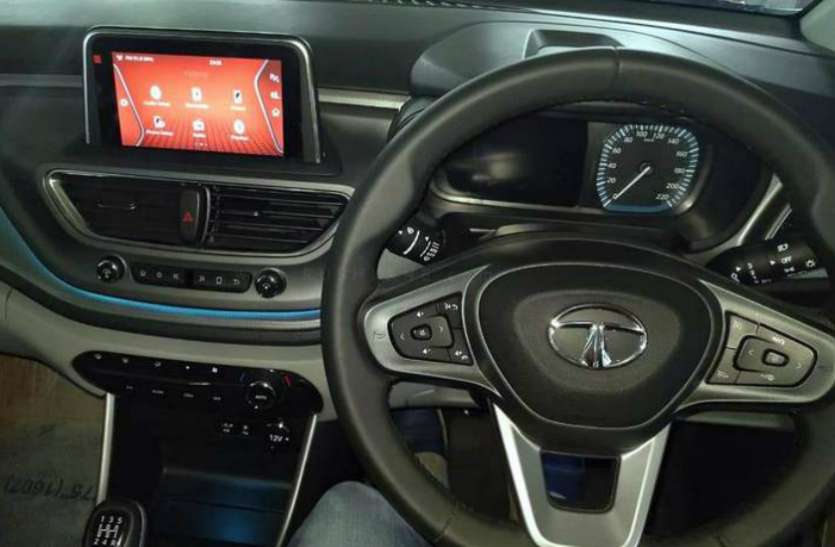 tata-interior-small.jpg लीक हुई Tata Altroz की डीटेल्स, बलेनो को टक्कर देगी ये कार जानें क्या है खास