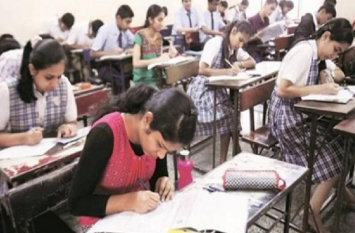 UP board exam center will be converted like election center UP board exam 2020- नकल पर नकेल को मतदान केंद्रों की तरह बनेंगे परीक्षा केंद्र, ऐसे होगी निगरानी...