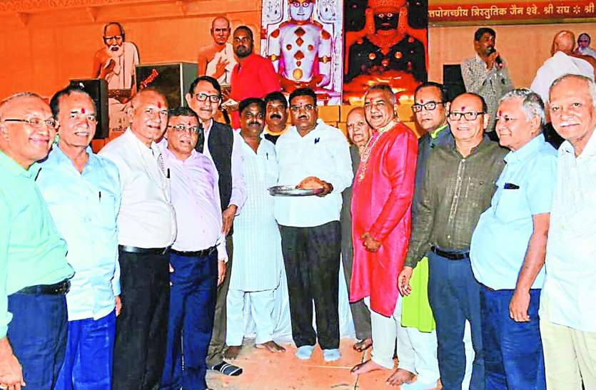 किसी भी बात का चिंतन किए बिना उलझना भी नहीं चाहिए किसी भी बात का चिंतन किए बिना उलझना भी नहीं चाहिए