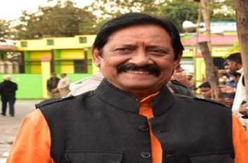Cabinet Mantri Chetan Chauhan big statement on PM Modi birthday चेतन चौहान ने मोदी के जन्मदिवस पर दिया बड़ा बयान, 370 हटने के बाद से जम्मू कश्मीर में आतंकवादियों की शूटिंग खत्म