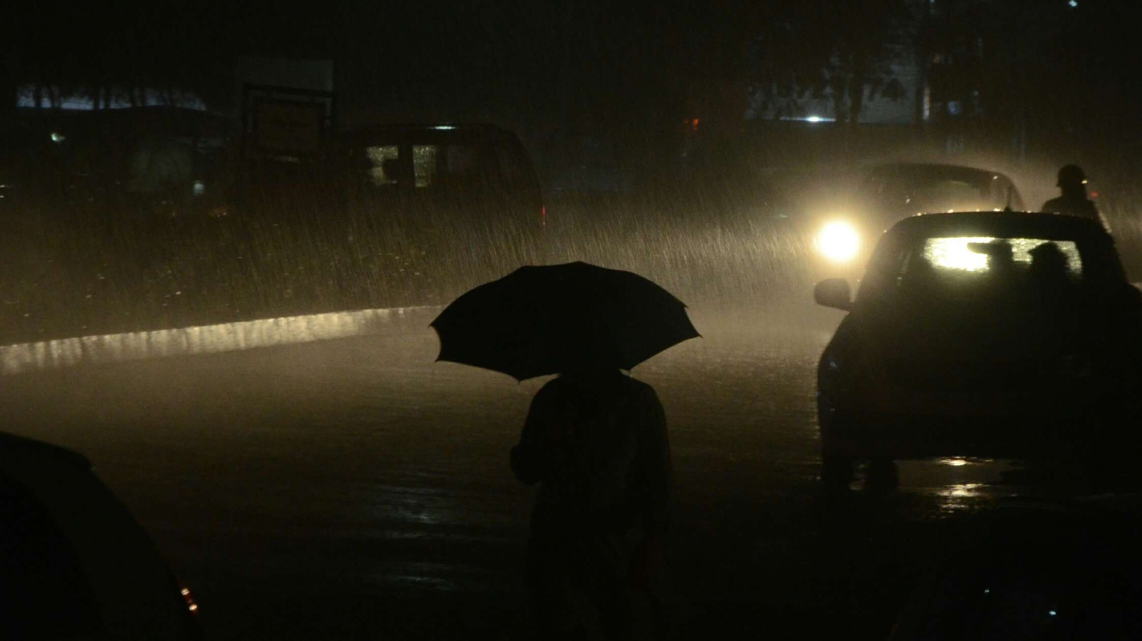 bhopal_rain_1.jpg