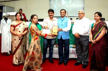 Skill Based Education necessary- Prof. Rathore 21वीं सदी कौशल आधारित शिक्षा की - प्रो. राठौड़