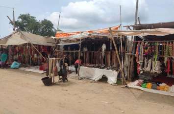 Illegal rent collection from the occupiers on the receivable land of पुष्कर मेला मैदान की रिसीवरी भूमि पर कब्जेधारकों से अवैध किराया वसूली