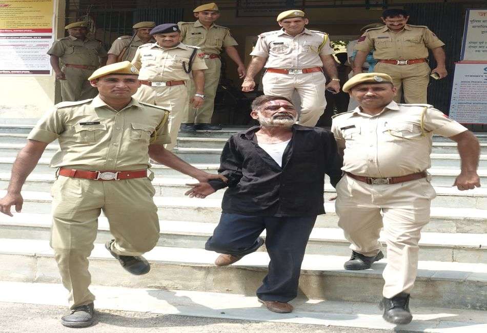 दौसा सनसनीखेज वारदात: न्यायालय परिसर में पति ने खंजर मार पत्नी की कर दी हत्या, आरोपी गिरफ्तार
