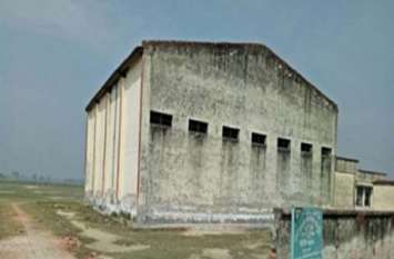 Three Stadium of Azamgarh in Bad Condition जिस जिले में दिये कई राष्ट्रीय अन्तराष्ट्रीय खिलाड़ी वहीं खिलाडियों के भविष्य से खेल रही सरकार
