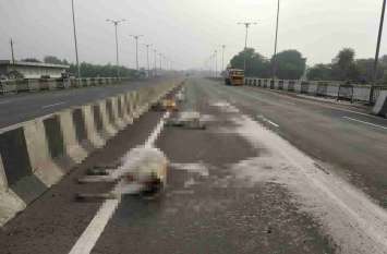 7 cows were crushed on the highway - Unknown driver's handiwork हाईवे पर सात गायों को कुचला, विहिप ने घेरा एसडीएम कार्यालय