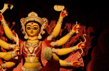 Navratri day wise durga puja: durga ji nine swaroop relation nine grah नौ देवियों के इन रूपों से 9 ग्रह भी रहते हैं शांत, रोज करें इनकी आराधना