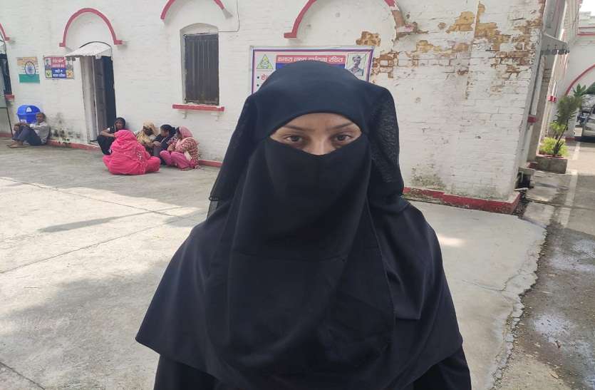 rajasthan news अस्पताल के बाहर शौहर पीट रहा था बीवी को, फिर बीवी ने इतना खतरनाक कदम उठाया कि...