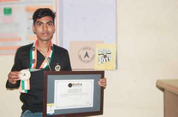 Mithul Kumar Of Alwar Named In India Book Of Records अलवर के मिथुल कुमार की उपलब्धी, उनके बनाए गए चंद्रयान-2 का नाम इंडिया बुक ऑफ रेकॉर्ड में दर्ज