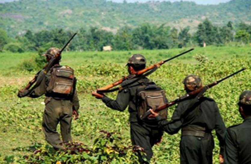 8 लाख इनामी नक्सली प्लाटून कमांडर लौटा मुख्यधारा में, बस्तर के इन जिलों में भी दर्ज है इस नक्सली की उपस्थिति 8 लाख इनामी प्लाटून कमांडर लौटा मुख्यधारा में, बस्तर के इन जिलों में भी दर्ज है इस नक्सली की उपस्थिति