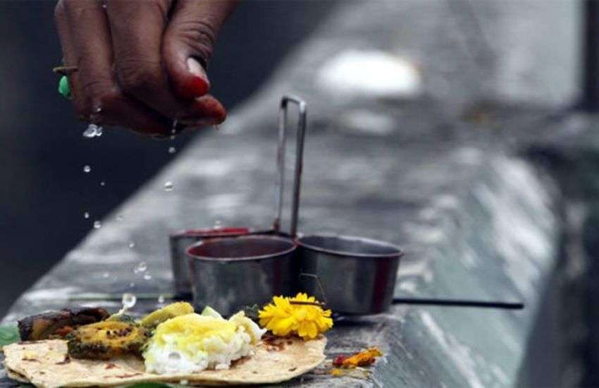 पिंडदान करने से बेटे को मिलती है पितृऋण से मुक्ति, श्राध्द के लिए ये 55 स्थान हैं महत्वपूर्ण, जानें क्या है धार्मिक मान्यता