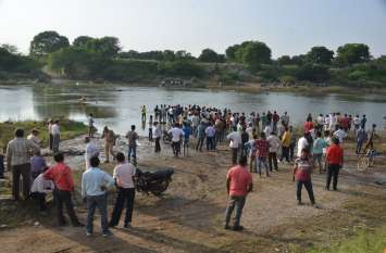 Found dead body of another young man मिल गया डूबे दूसरे युवक का शव