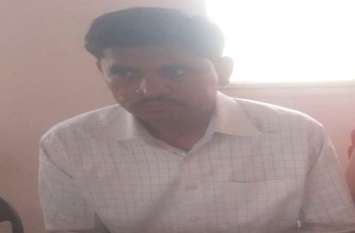 burhanpur officer curruption case news पत्नी को मिली इस अधिकारी के कर्मों की सजा