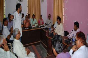 Panchayat committee meeting in Chidawa, discussion on old issues चिड़ावा में पंचायत समिति की बैठक, पुराने मुद्दों पर उलझी चर्चा