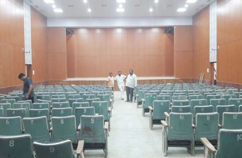 फलोदी का टाउन हॉल अत्याधुनिक सुविधाओं से लैस हुआ फलोदी का टाउन हॉल