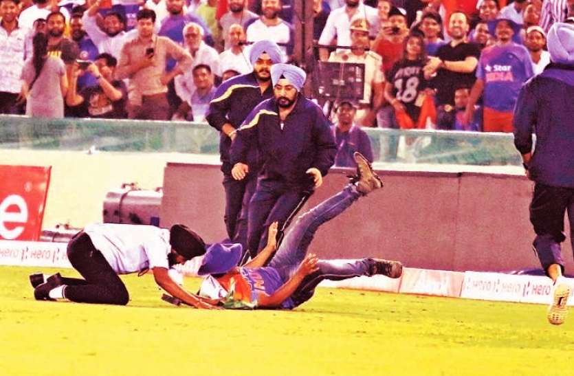 ind_vs_sa pic.jpg विराट कोहली समेत पूरी टीम इंडिया की सुरक्षा में हुई भारी चूक