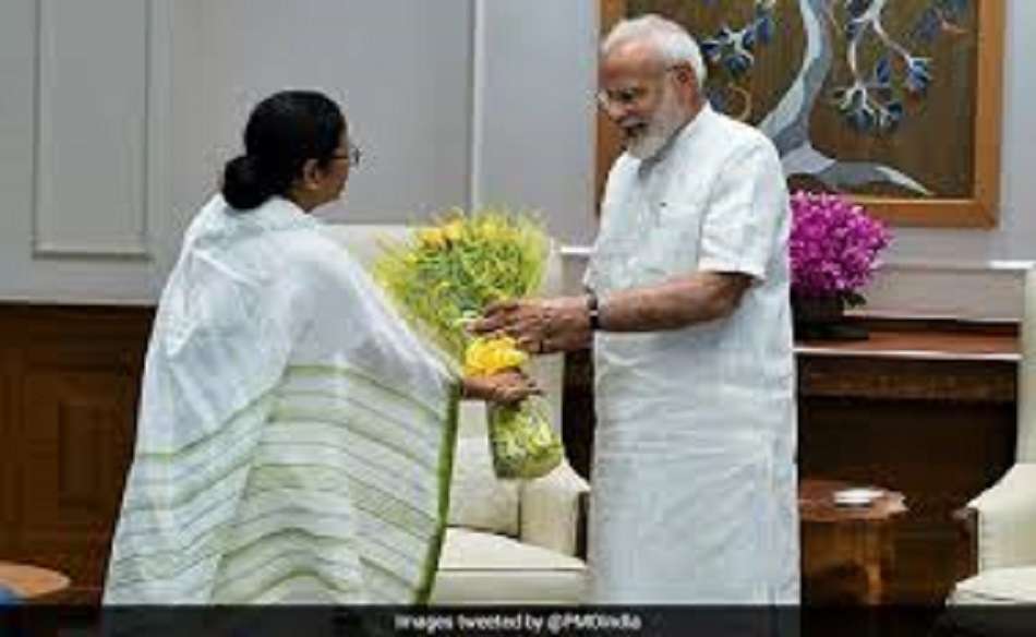 Political game : भाजपा सांसद ने मोदी को किया ममता के आमंत्रण पर बंगाल आने से सावधान