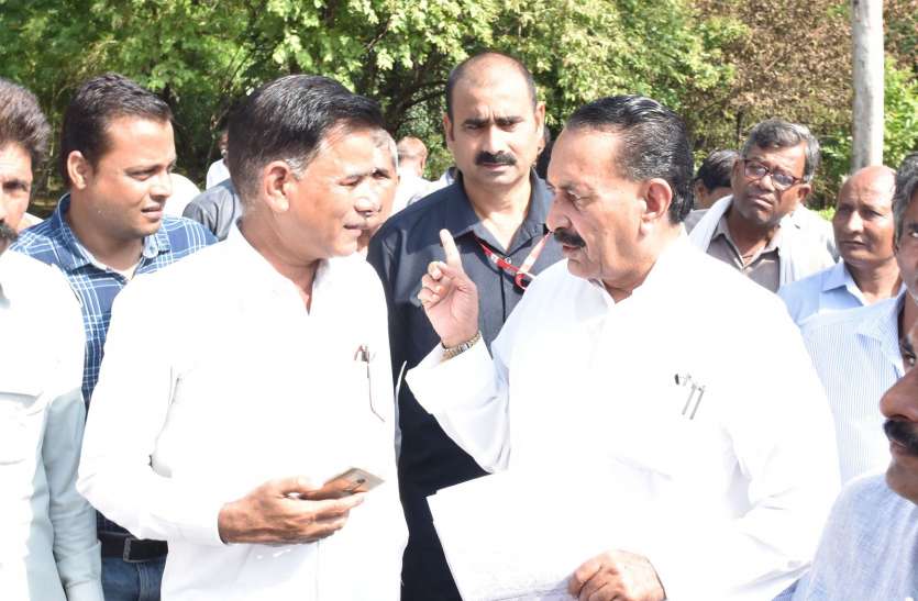 प्रभारी मंत्री बोले जब से सत्ता से बाहर हुए तब से छटपटा रहे शिवराज प्रभारी मंत्री बोले जब से सत्ता से बाहर हुए तब से छटपटा रहे शिवराज