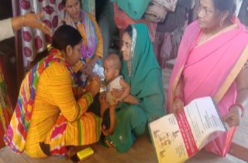 District Nutritionist and Child Development Project Officer inspected जिला पोषण विशेषज्ञ व बाल विकास परियोजना अधिकारी ने किया निरीक्षण, जानी हकीकत