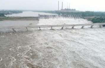 open gate all dams of Chambal of one lakh cusecs water Kota barrage फिर खुले चम्बल के सभी बांधों के गेट, बढ़ी चिंता, कोटा बैराज से एक लाख क्यूसेक पानी की निकासी