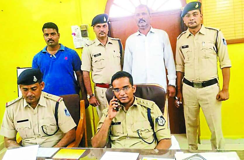 डेढ़ साल से फरार हत्याकांड का आरोपी उत्तरप्रदेश के बरेली से धराया डेढ़ साल से फरार हत्याकांड का आरोपी उत्तरप्रदेश के बरेली से धराया