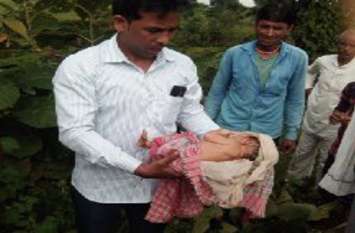 Khandwa Girl Child Story दो दिन की बच्ची से बेदर्दी, कई जगह चोटें, वीडियो में देखें उसकी हालत