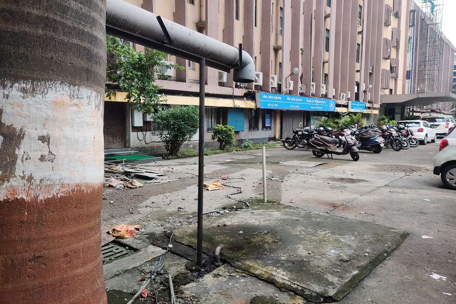 ओहमाईगॉड: म्हाडा मुख्यालय में चोरी, अब कैसे सफल होगा महत्वाकांक्षी प्रोजेक्ट?