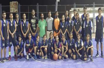 State level basketball tournament अन्तरराष्ट्रीय खिलाड़ी की कप्तानी में आज टीम रवाना होगी इंदौर