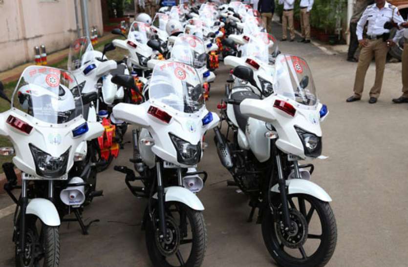 bajaj_pulsar.jpg Bajaj Pulsar से चलेगी ट्रैफिक पुलिस, किए गए हैं ये बदलाव