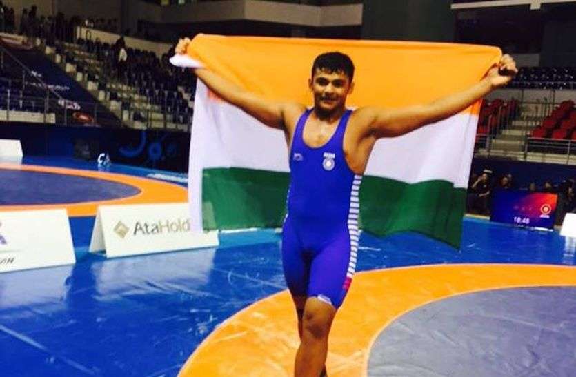 Deepak punia विश्व कुश्ती चैम्पियनशिप : दीपक पुनिया इतिहास रचने के करीब, फाइनल में पहुंचे