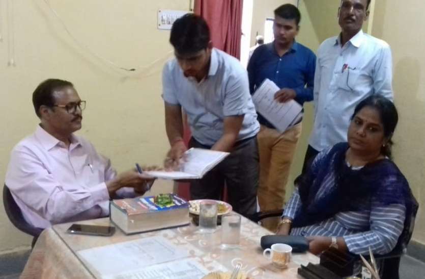 स्वच्छ भारत अभियान के बीच यहां नहीं स्वच्छता का ध्यान स्वच्छ भारत अभियान के बीच यहां नहीं स्वच्छता का ध्यान