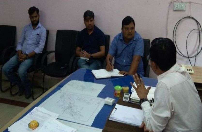 आयुक्त वार्डों में जाकर करेंगे सर्वे आयुक्त वार्डों में जाकर करेंगे सर्वे