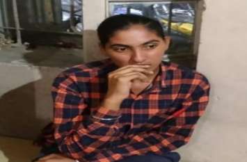 police arrested fake woman sub inspector in ghaziabad पुलिस लाइन में रह रही थी 'महिला दरोगा', फिर ऐसे पहुंच गई जेल