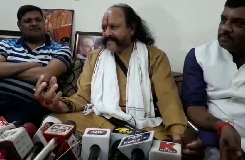 vlcsnap-2019-09-21-19h17m50s746.png पूर्व दस्यु सरदार मलखान सिंह के दिल मे धड़कते हैं मोदी, देखें वीडियो