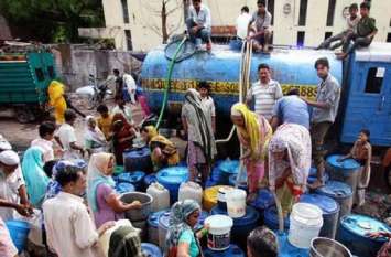 water supply system failed in kota कोटा में पानी के लिए कोहराम, टैंकर भी दे सकते हैं धोखा